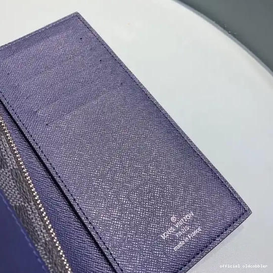 Official oldcobbler LOUIS ALEXANDRE VUITTON WALLET 0525